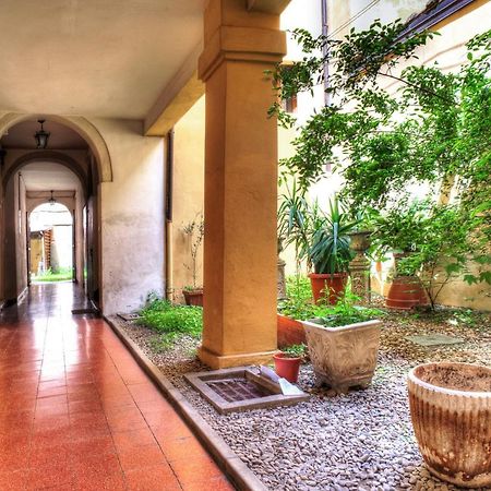 Bologna City Center Apartment By Wonderful Italy Exteriör bild