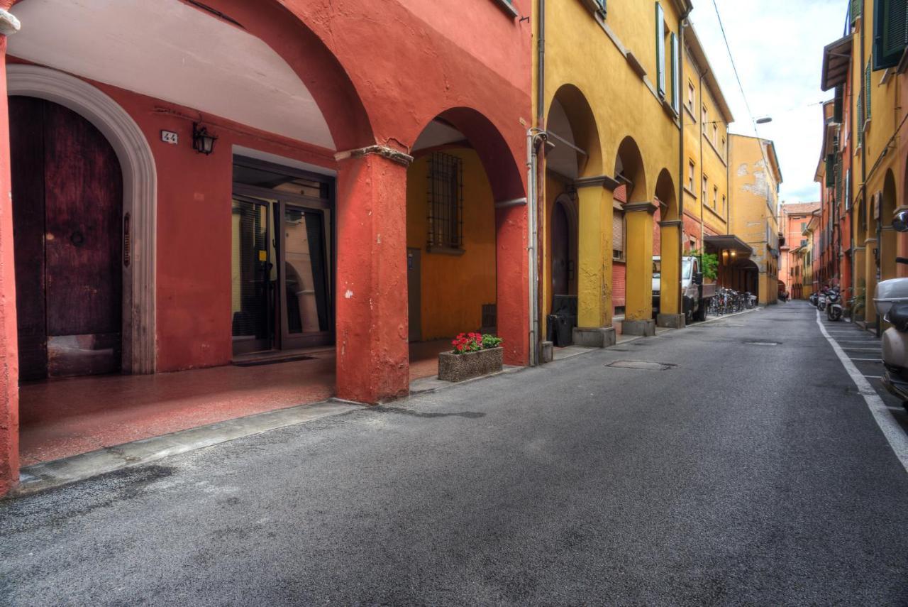 Bologna City Center Apartment By Wonderful Italy Exteriör bild